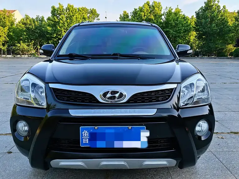 Hyundai Tucson 2.0 L Manual 2 WD Fashion