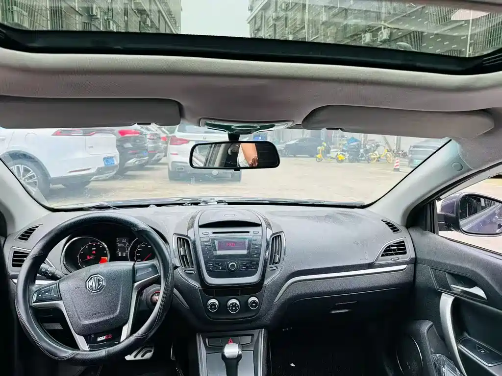 MG5 MG5 2012款 1.5 L 自动精英版