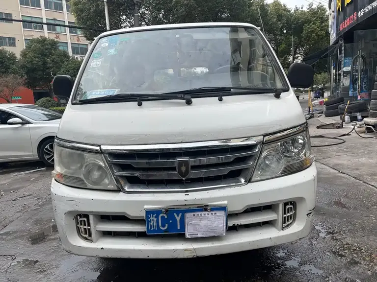 Jinbei Hiace 金杯海狮 2014款 2.0 L第五代动力王舒适型V20