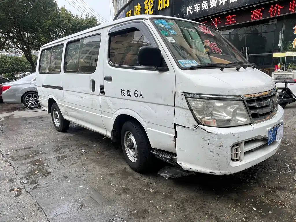 Jinbei Hiace 金杯海狮 2014款 2.0 L第五代动力王舒适型V20