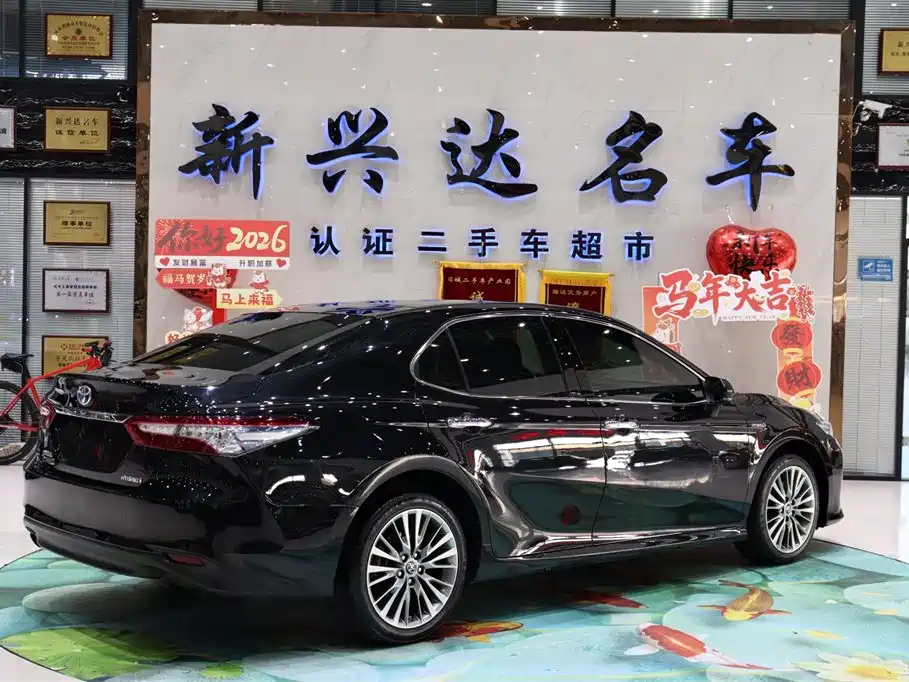 Camry Dual Engine 2.5 HG Luxury CN-V