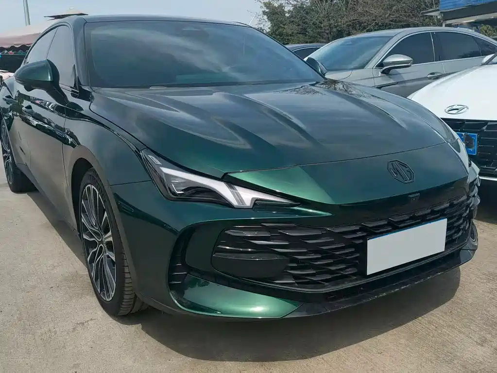 MG7 2.0 T 405 AT Premium