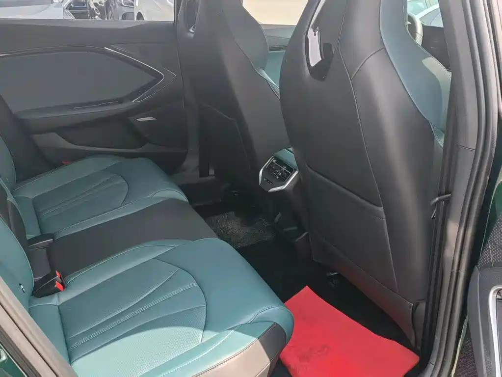 MG7 2.0 T 405 AT Premium