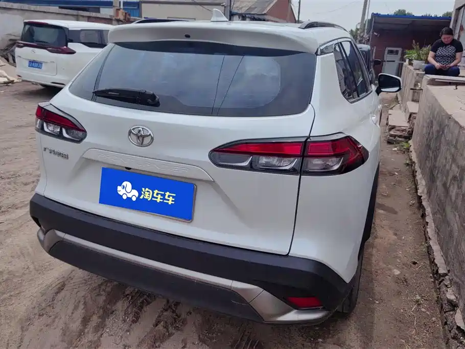 Frontlander 2.0 L CVT Luxury