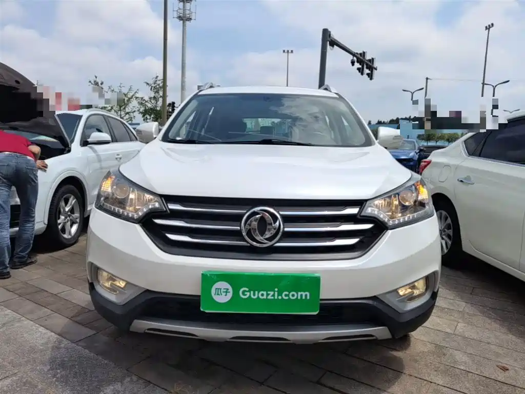 Dongfeng Fengshen AX7 2.3 L Auto Smart Supreme