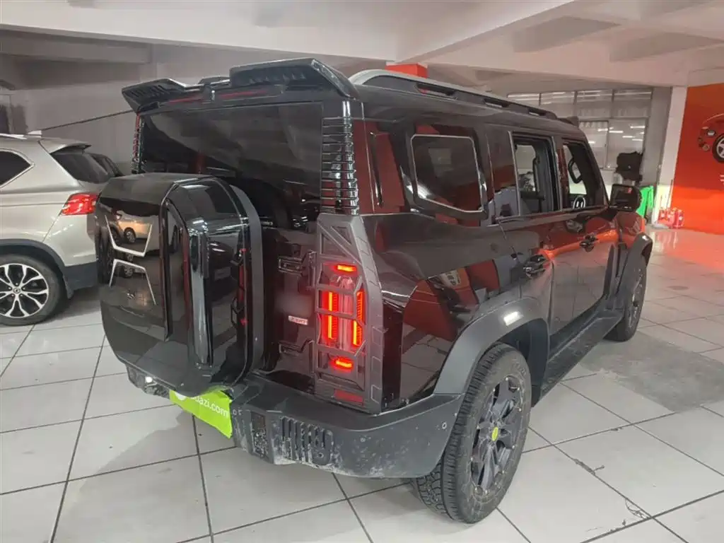 Jetour Traveller 2.0 T 4 WD Cross PRO+
