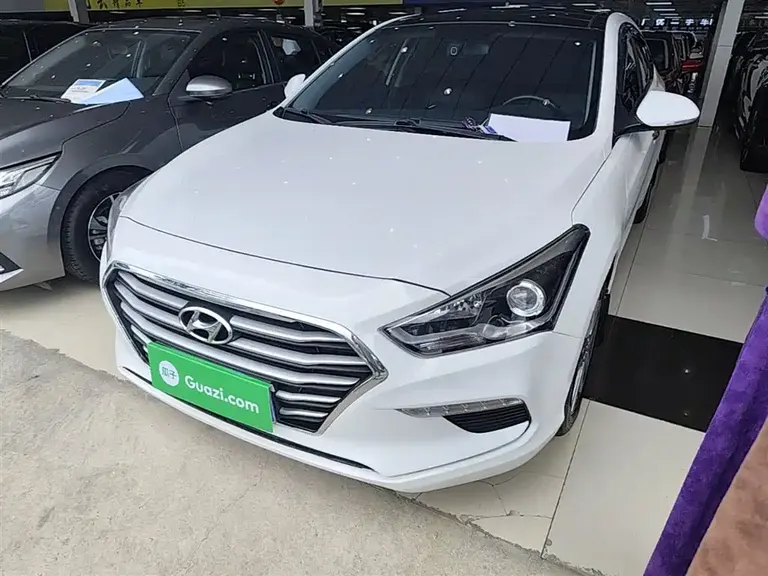 Hyundai Mistra 1.8 L Auto Intelligent GLS CN-V
