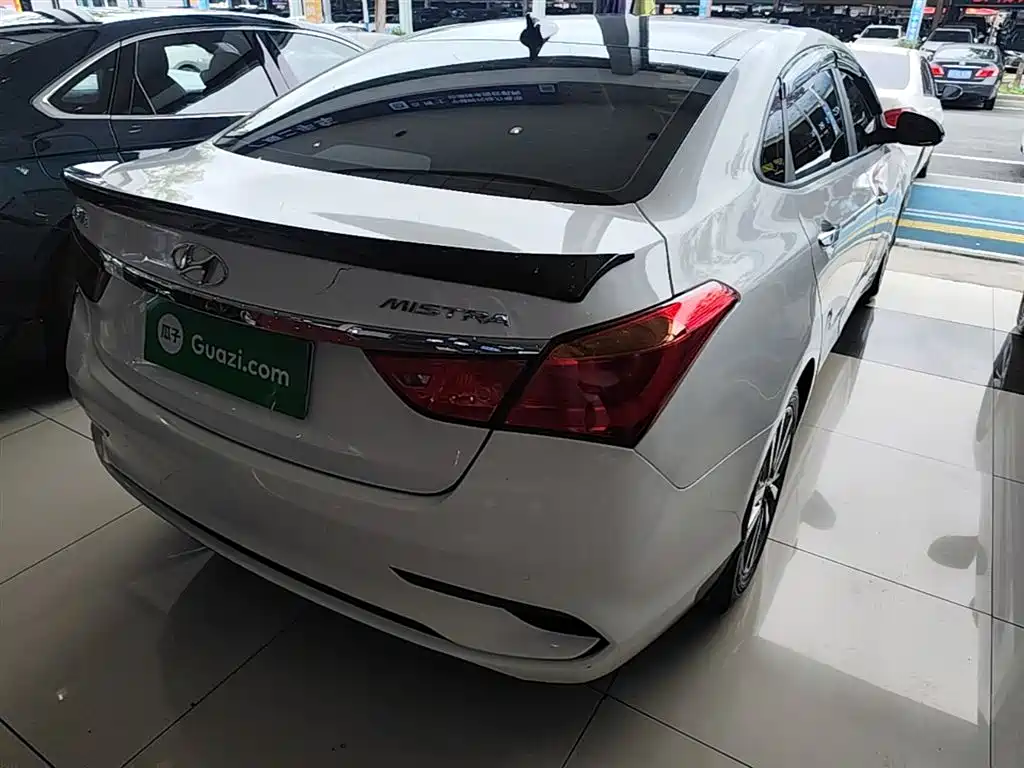 Mistra 1.8 L Auto Intelligent GLS CN-V