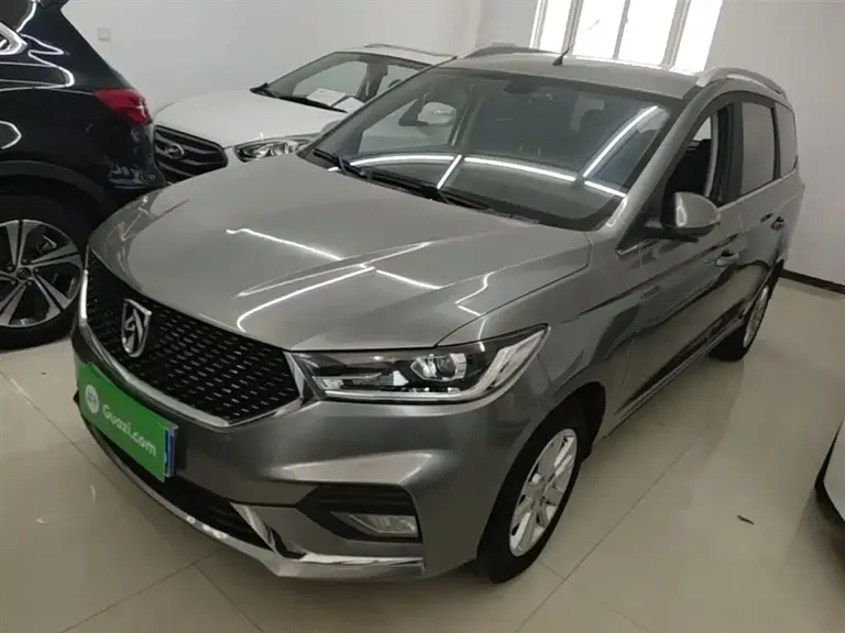 Baojun 360 Facelift 1.5 L Manual Elite CN-VI