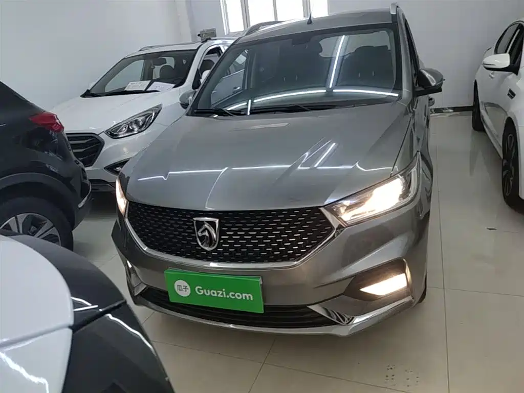 Baojun 360 Facelift 1.5 L Manual Elite CN-VI