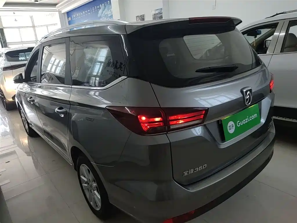 Baojun 360 Facelift 1.5 L Manual Elite CN-VI