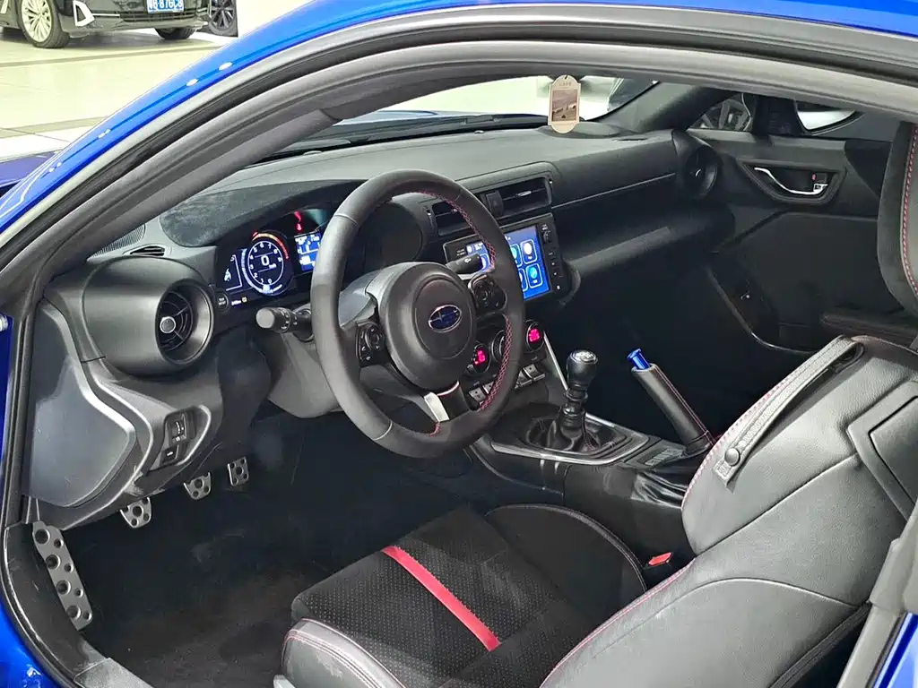 Subaru BRZ 2.4 L Manual