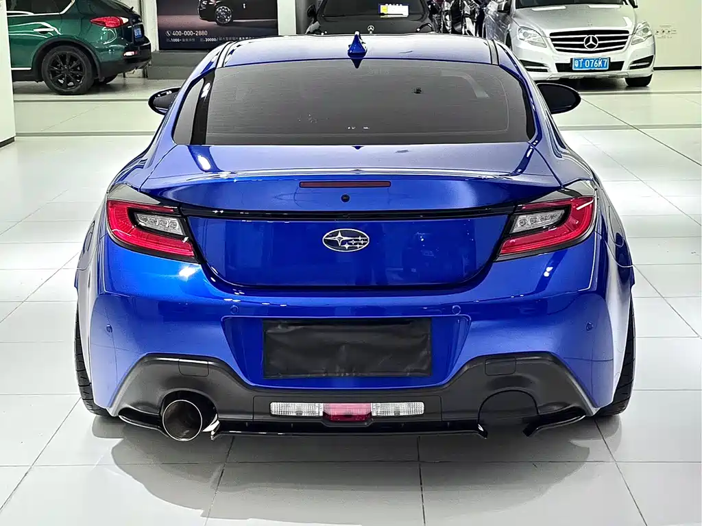 Subaru BRZ 2.4 L Manual