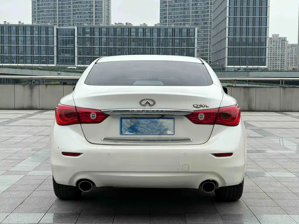 Infiniti Q50 L 2.0 T Joy