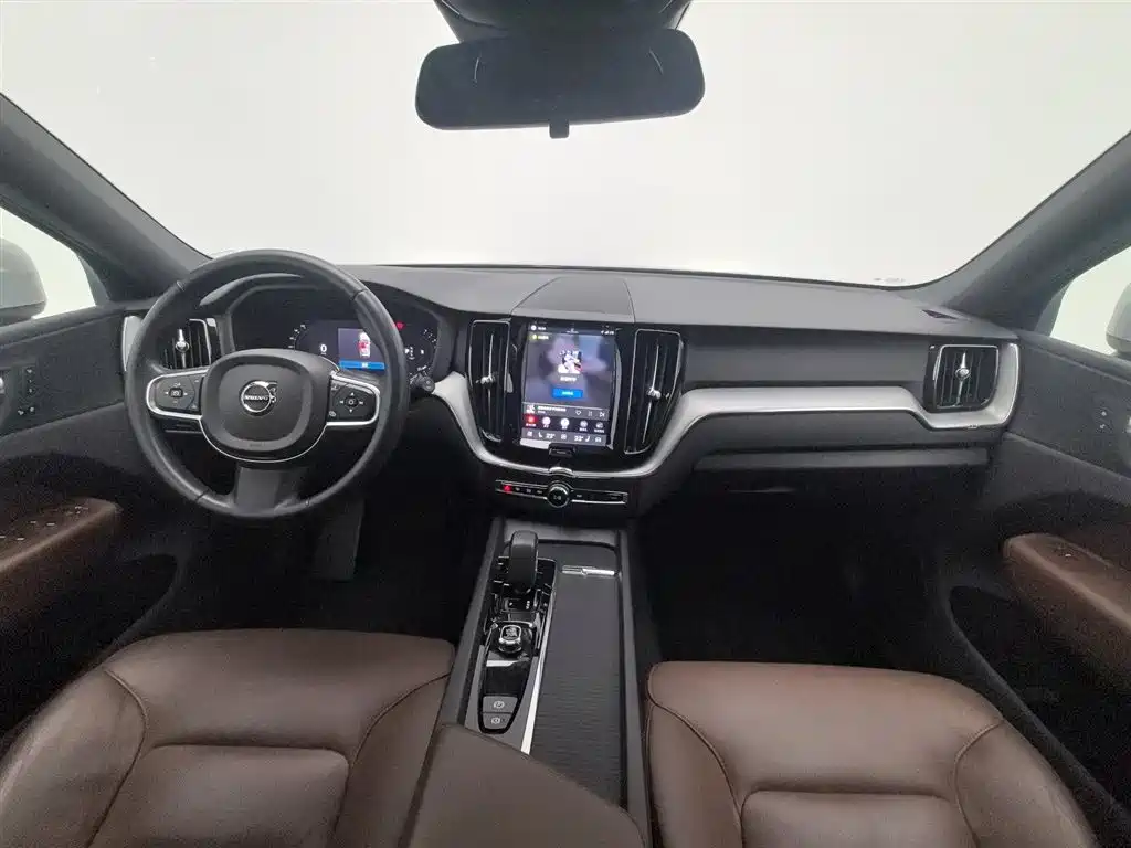 Volvo XC60 B5 4 WD Smart Ease Luxury