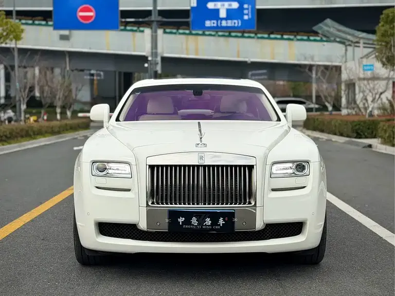 Rolls-Royce Ghost 6.6 T Standard