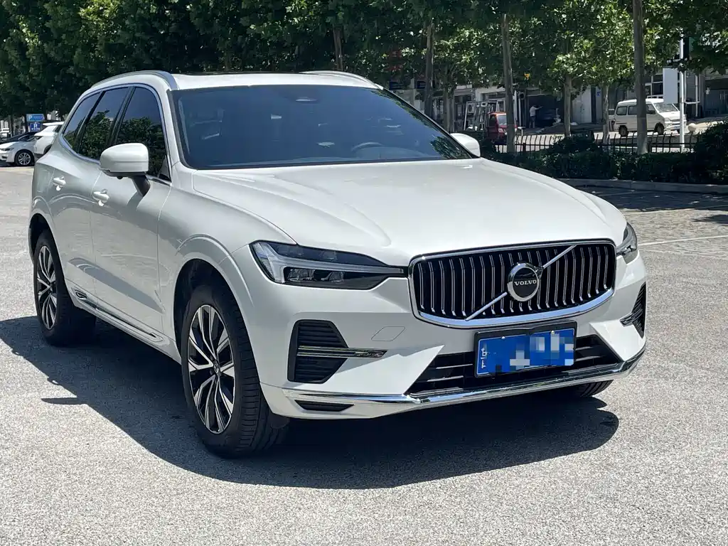 Volvo XC60 B5 4 WD Smart Vision Luxury