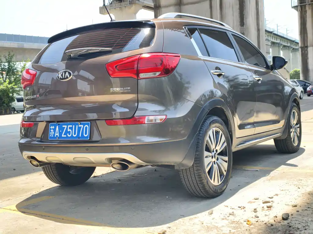 Sportage 2.0 L Auto 2 WD DLX