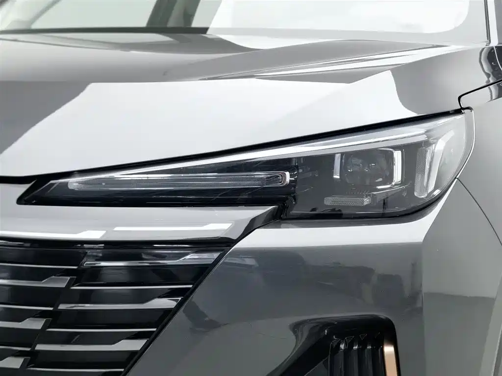 Changan CS55 PLUS 2 nd Gen 1.5 T DCT Distinguished