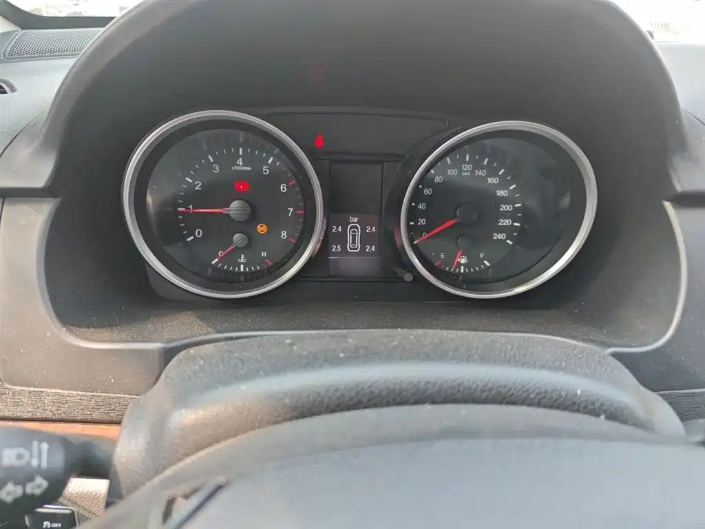 Haval H6 Red Label Sport 1.5 T Manual 2 WD Elite