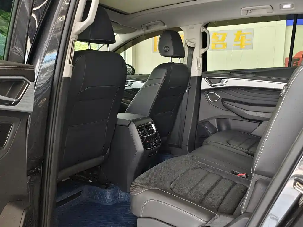 Talagon 380 TSI 4 WD Luxury Premium Realm Pro Public Enjoyment 7-seat