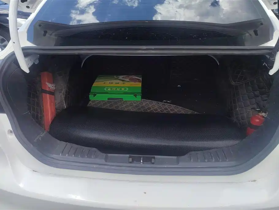 Focus Sedan 1.6 L Auto Style