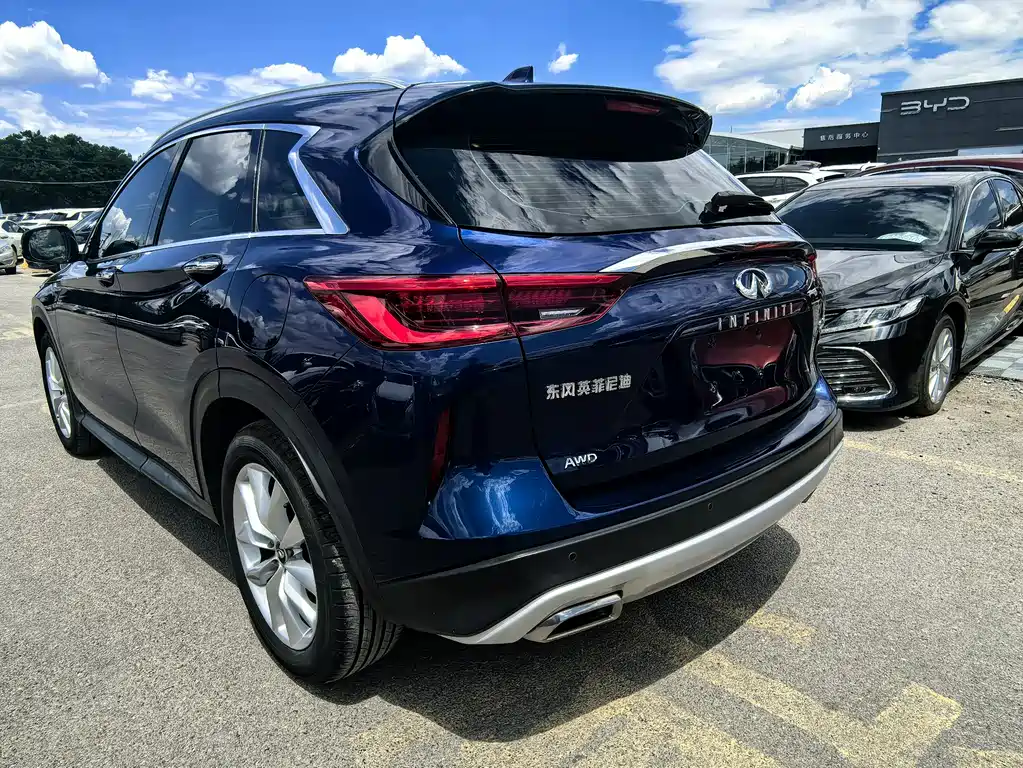 Infiniti QX50 2.0 T 4 WD Elite