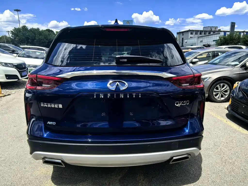 Infiniti QX50 2.0 T 4 WD Elite