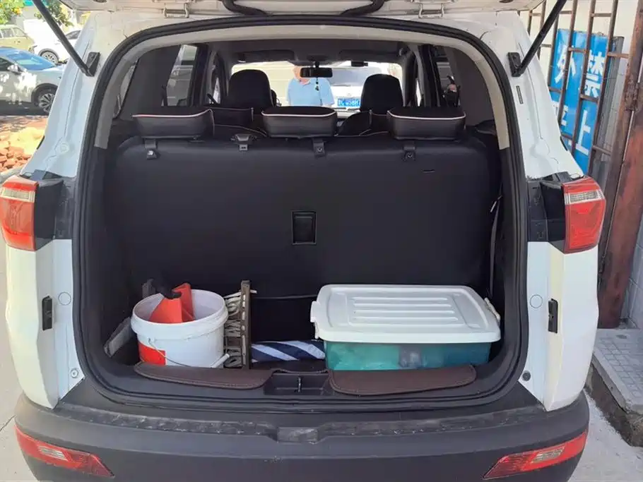 Wuling Hongguang S3 1.5 L Manual Standard CN-VI