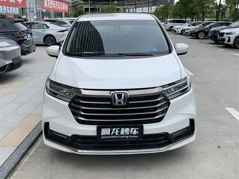 Honda Odyssey 2.0 L e:HEV Sharp· Smart Enjoyment