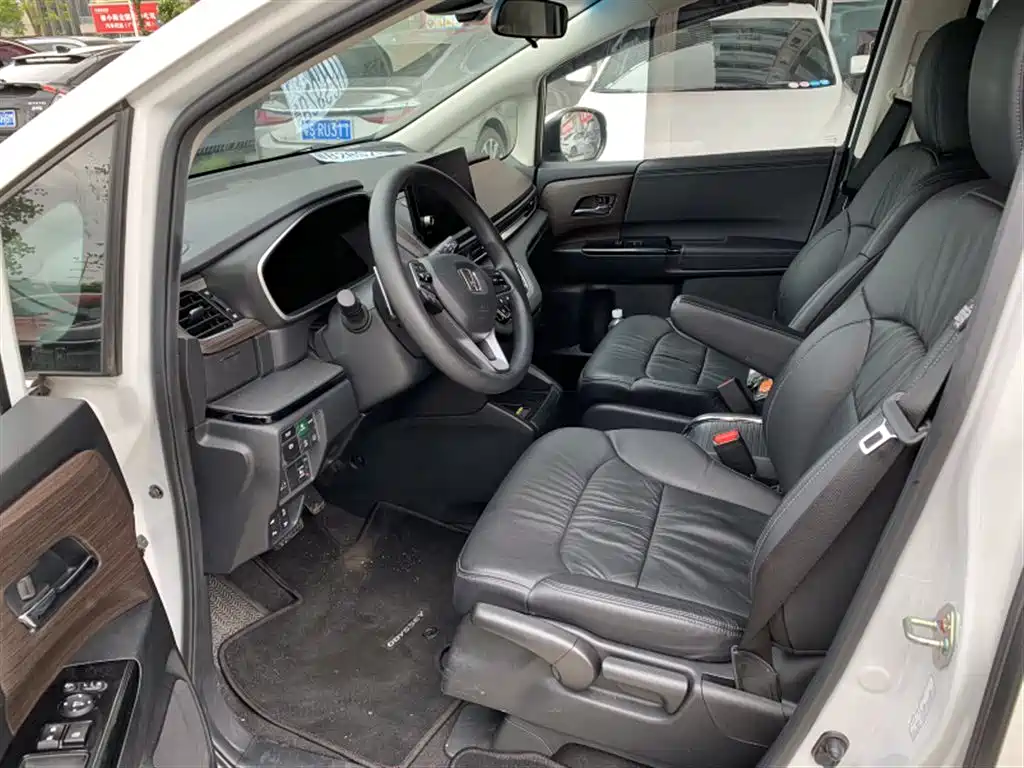 Odyssey 2.0 L e:HEV Sharp· Smart Enjoyment