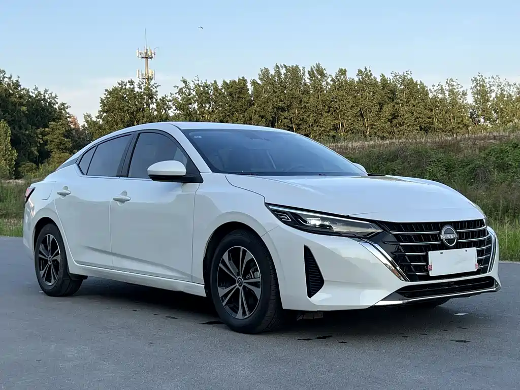 Sylphy 1.6 L CVT Joy