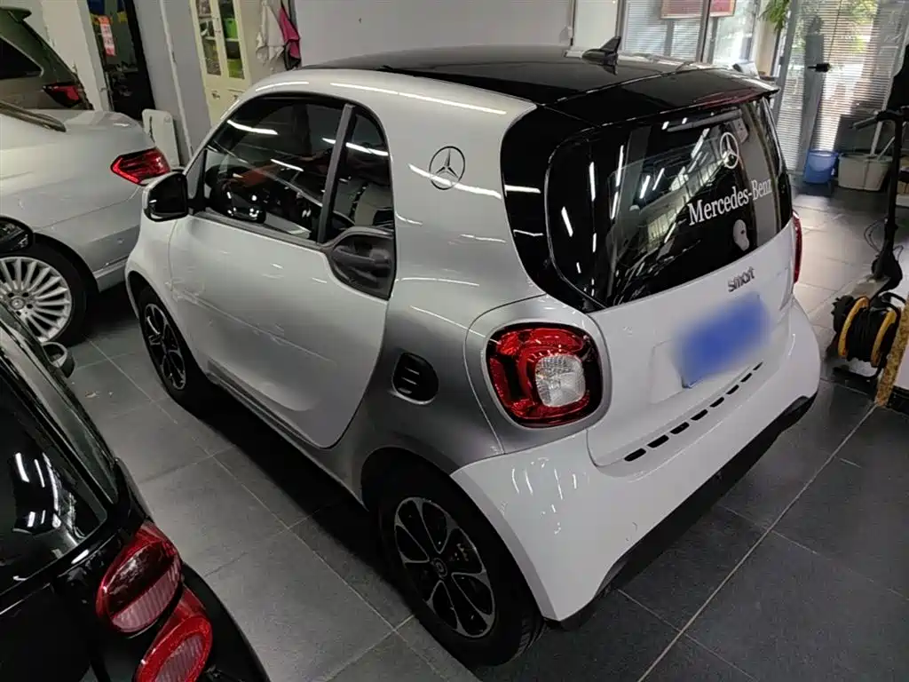 smart fortwo 1.0 L 52 kW Hardtop Passion