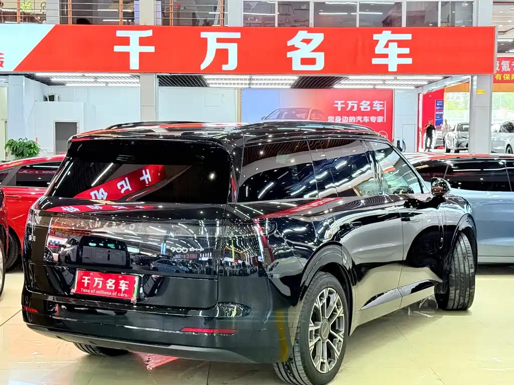 Lynk & Co 900 领克900 2025款 2.0 T Ultra 6座