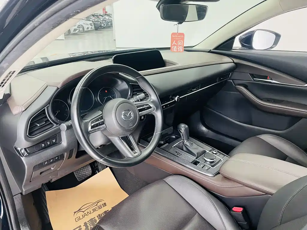 Mazda CX-30 2.0 L Auto Jiayue