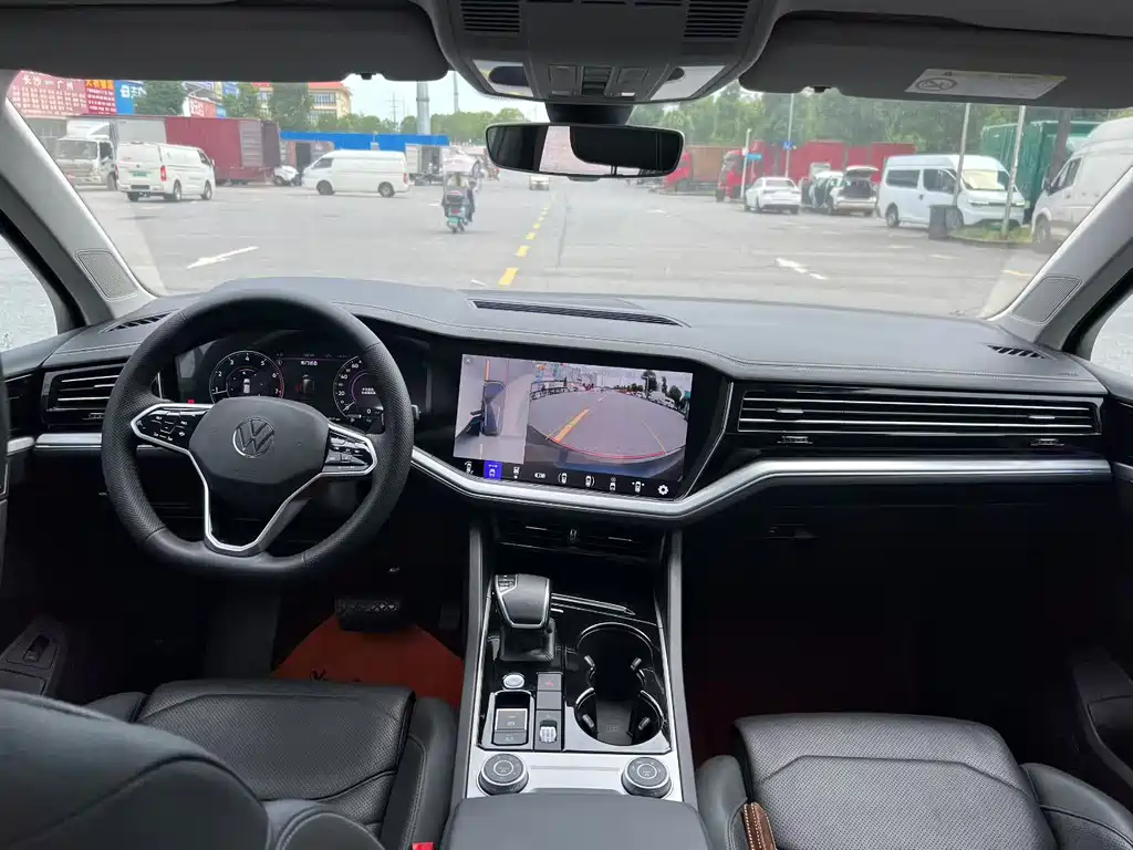 Touareg 2.0 TSI Sharp Style