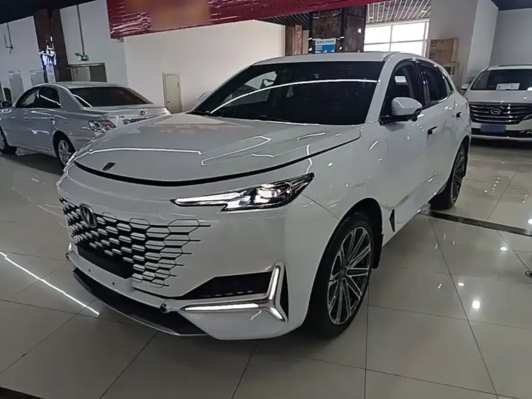 Changan UNI-K 2.0 T AWD Distinguished