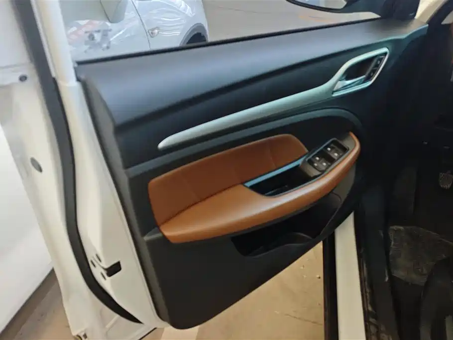 MG ZS 1.5 L Manual Luxury