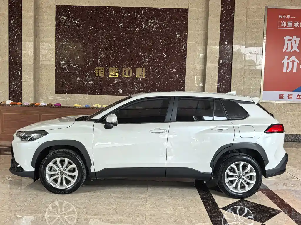Frontlander 2.0 L CVT Luxury