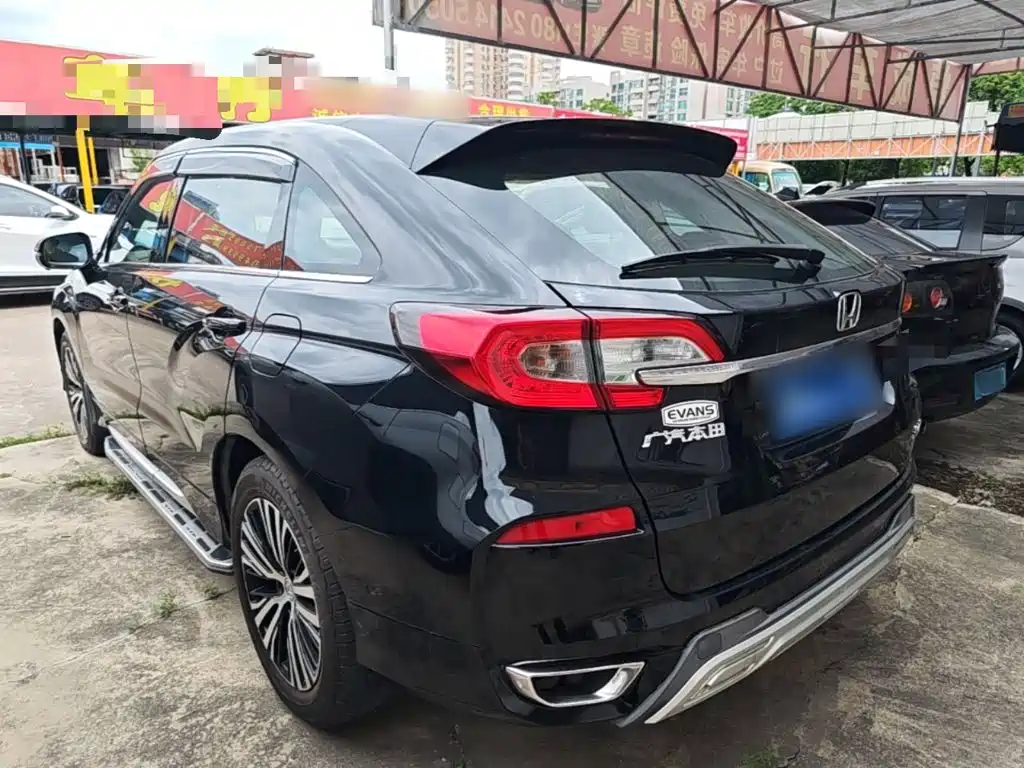 Avancier 370 TURBO 2 WD Luxury