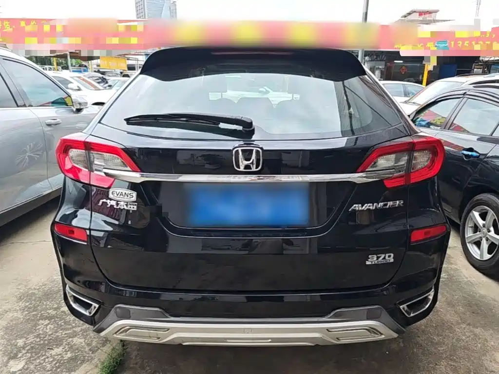 Avancier 370 TURBO 2 WD Luxury