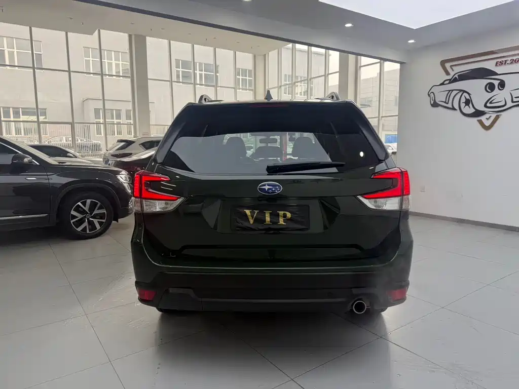 Forester 2.0 i AWD Luxury EyeSight