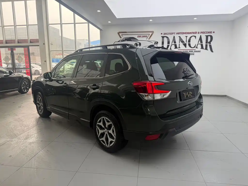 Forester 2.0 i AWD Luxury EyeSight