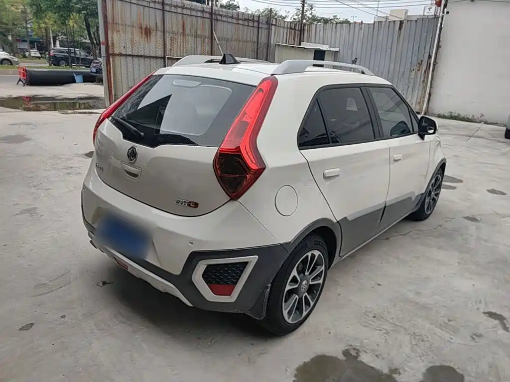 MG 3 SW 1.5 L AMT Elite