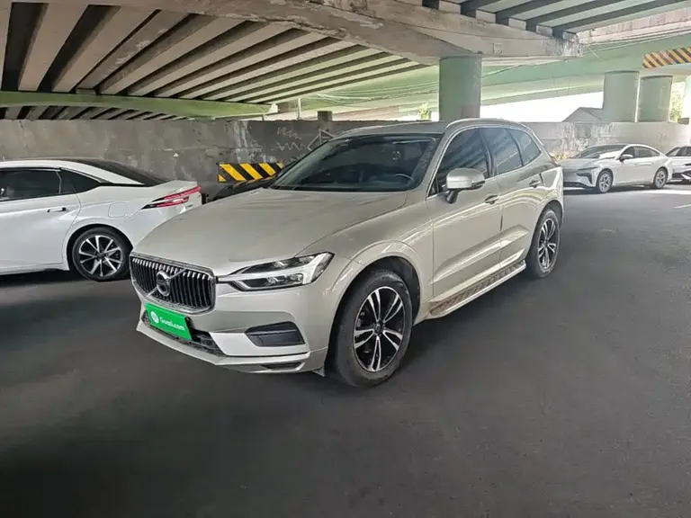 Volvo XC60 T5 4 WD Smart Vision CN-V