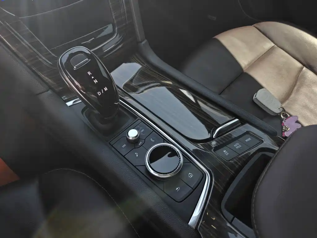 Cadillac XT6 2.0 T 7-seat 4 WD Luxury