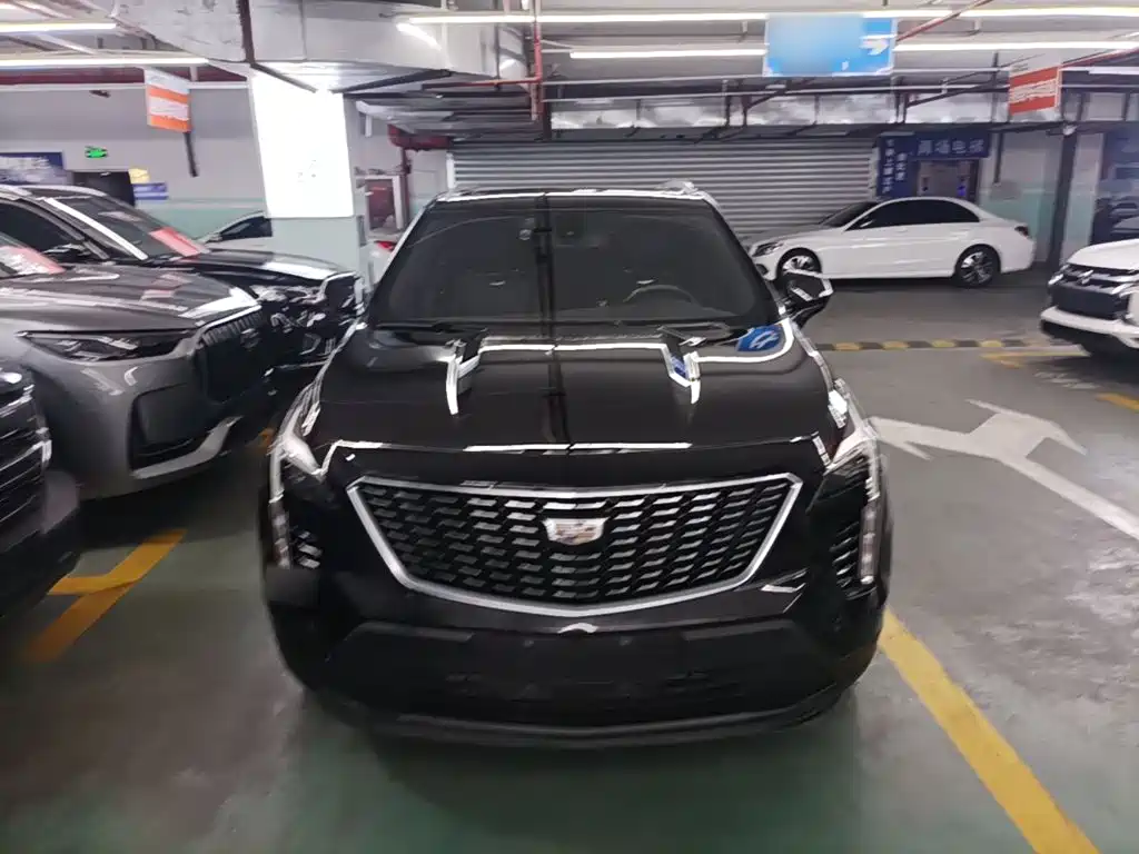 Cadillac XT4 28 T 2 WD Tech
