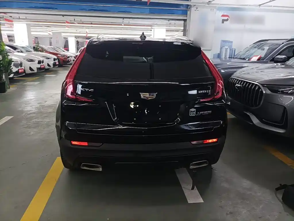 Cadillac XT4 28 T 2 WD Tech