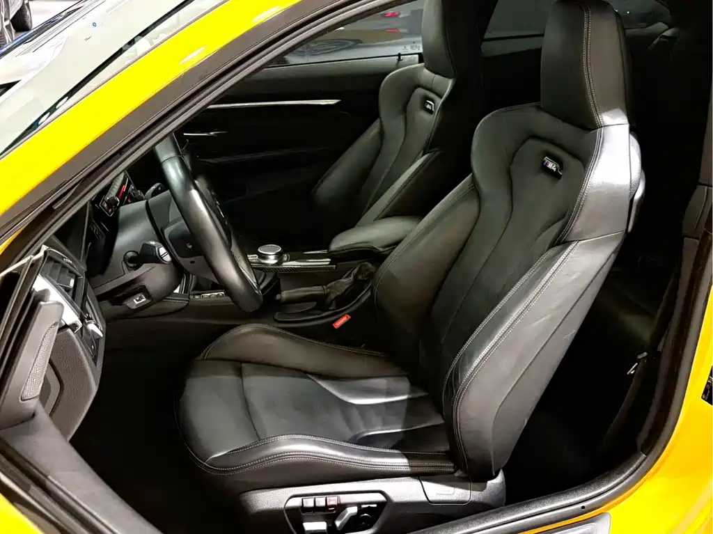 BMW M4 宝马M4 2017款 M4双门轿跑车 MT