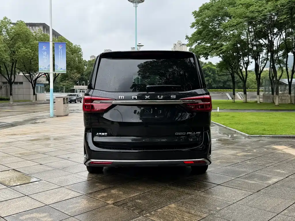 Maxus G20 大通G20 2023款 改款 PLUS 2.0 T 汽油自动豪华版